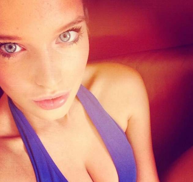 Pendik Eve Gelen Kızıl Vip Escort Bayan Sinem - Image 1